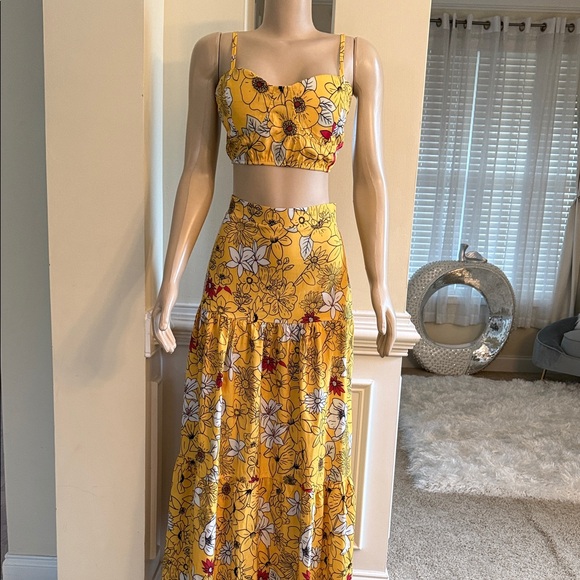 CBR Dresses & Skirts - CBR Yellow Floral Skirt Set
